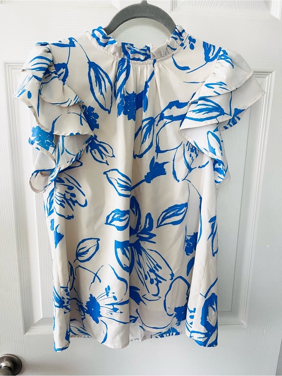 entro Tops - Entro  Top with Bold Blue Floral Print and Ruffles